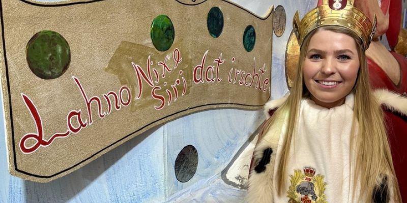 Besuch bei den CCO Wagenbauern mit Bauabnahme des tollitäten-Triumphwagens