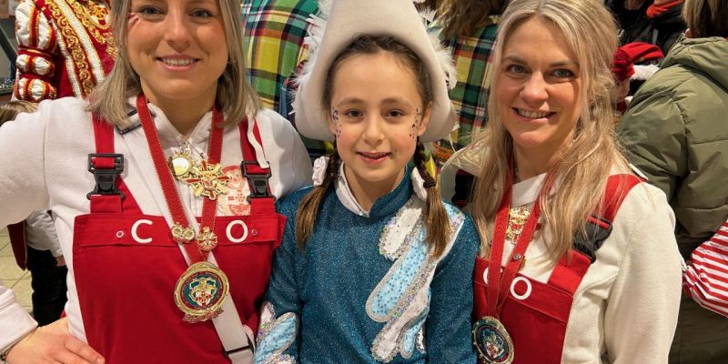 Globus SB Warenhaus mit aufwiegen der Kindertollitäten